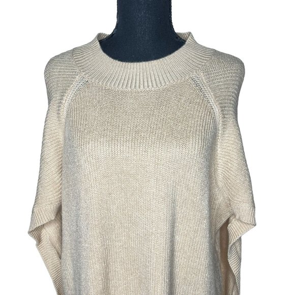 Lane Bryant Women's Poncho Knit Cape Sweater‎ Beige No Sleeves Sz 14/20 - Picture 2 of 6